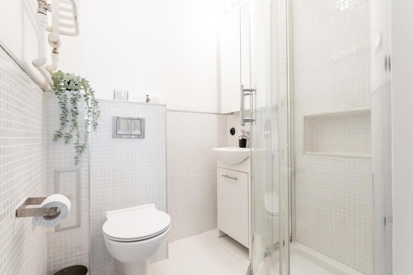 Honeydew Center Apartament
